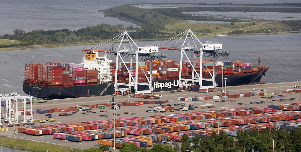 Hapag Lloyd vessel in JAXPORT