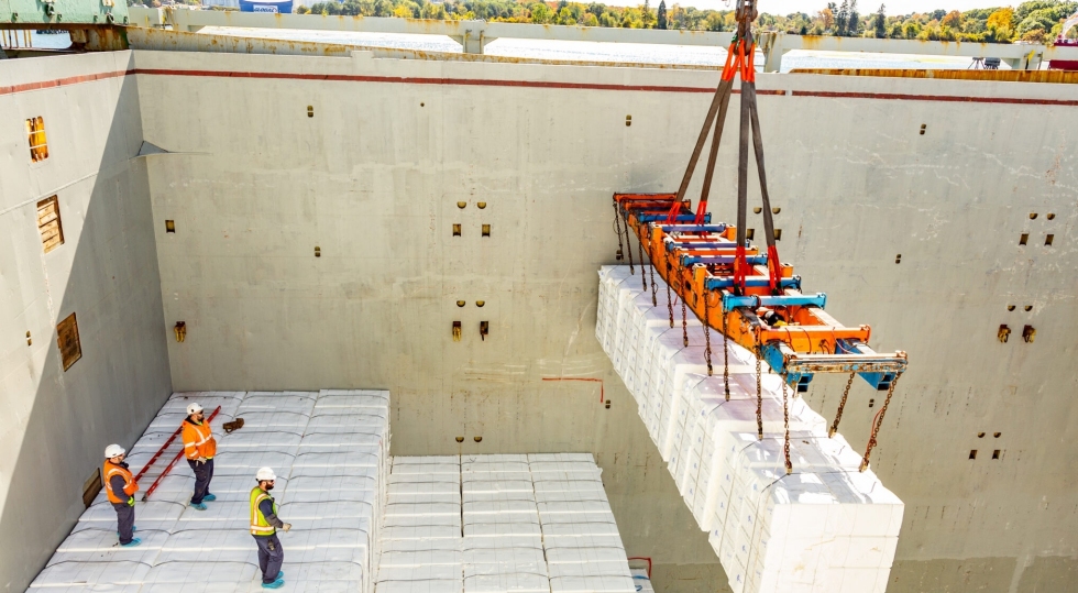 swedish freighter unloading pulp